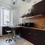 Guest house Domus Aeterna - Re Di 4*