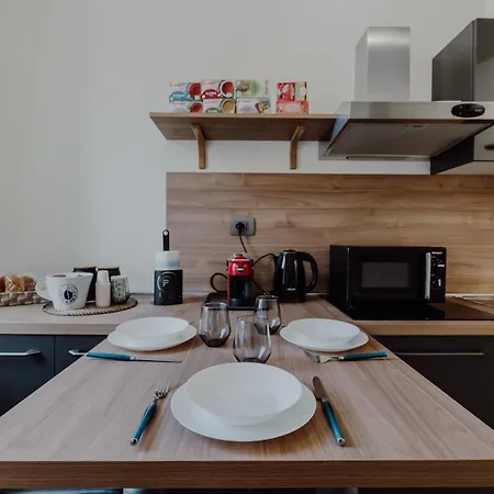 Domus Aeterna - Re Di