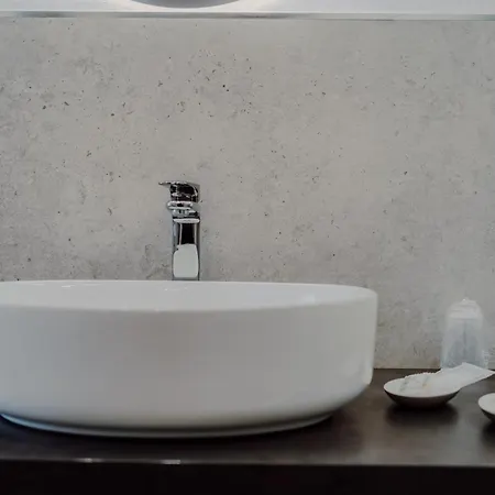 Domus Aeterna - Re Di Πανσιόν 4*