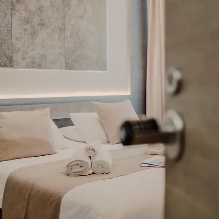 Domus Aeterna - Re Di 4*