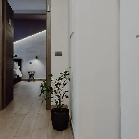 Domus Aeterna - Re Di 4*