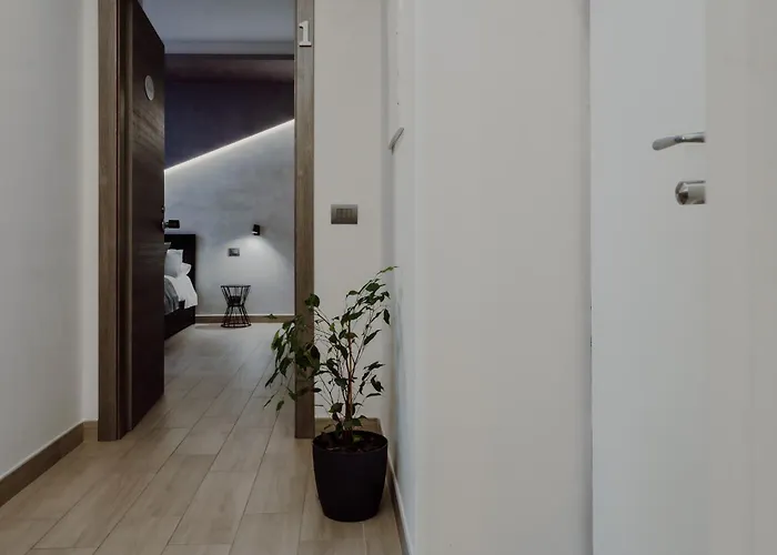 Domus Aeterna - Re Di 4*